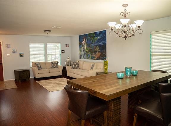 2nd image of 8403 Shining Waters Ln