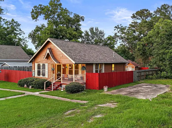 5406 1st St, Crosby, TX 77532