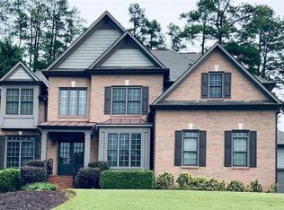 555 Sentry Ridge Xing, Suwanee, GA 30024