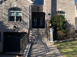 193 Bennett Ave, Staten Island, NY 10312
