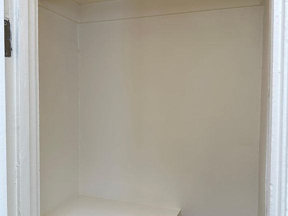 4th image of 201 Dolores St APT 19