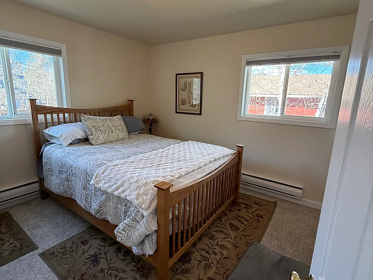 Bedroom 3, master. With bath