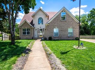 212 Woodfield Way, Nicholasville, KY 40356