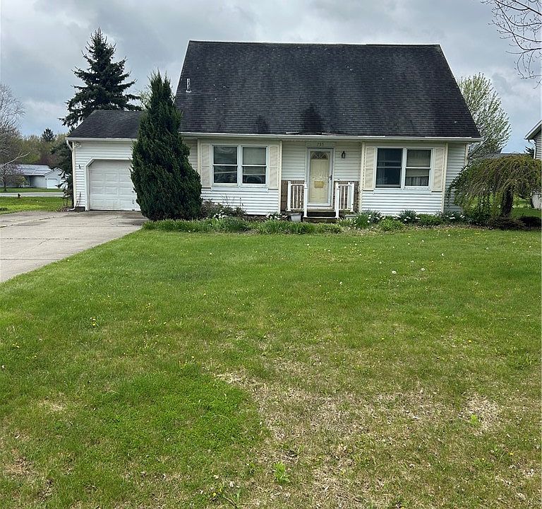 1st image of 755 Sleepy Hollow Rd