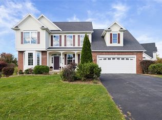 29 Coralburst Cres, Webster, NY 14580