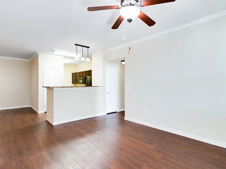 9613 Maurice Ave — Photo 47