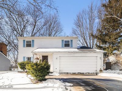 1236 Eastland Dr, Oregon, OH, 43616