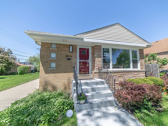 3rd image of 8016 N Odell Ave