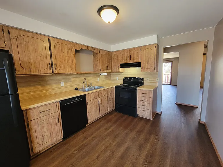 410 S Thompson St #D — Photo 10
