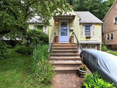 58 Bronx Ave, Waterbury, CT, 06705