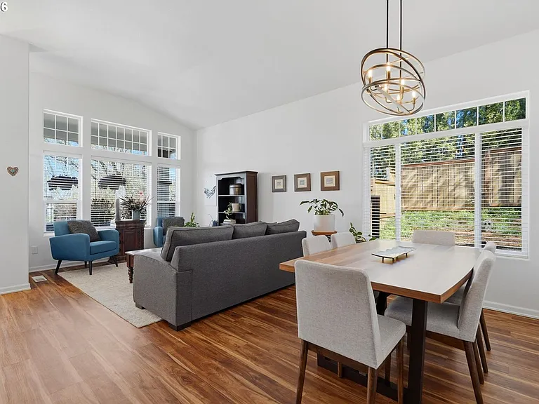 13936 SW Uplands Dr — Photo 10