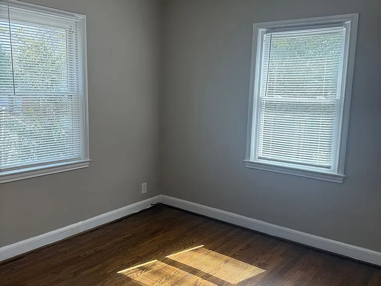 1011 W Wendover Ave — Photo 9