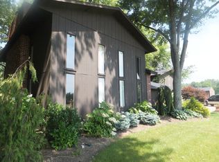 16439 Lucerne Rd, Fredericktown, OH 43019