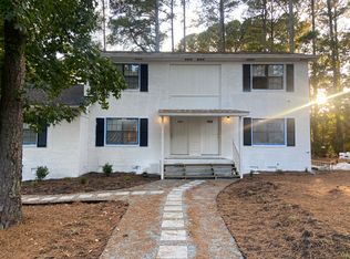 100 Forsyth Dr #A, Chapel Hill, NC 27517