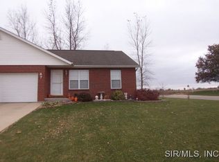 1 Cole Ct, Red Bud, IL 62278