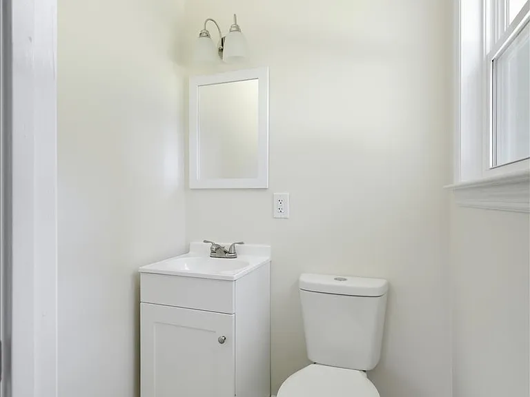 241 Hiawatha Cir — Photo 6