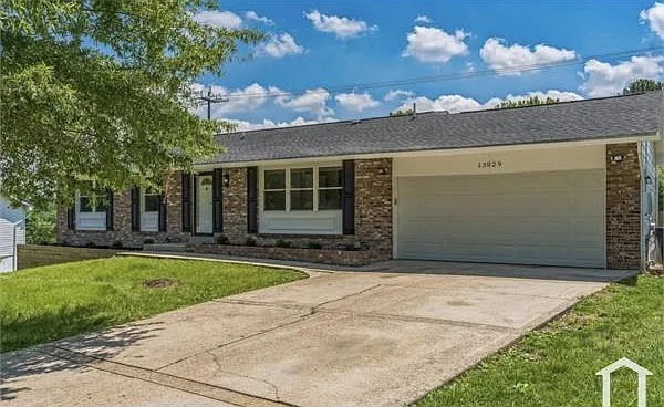 13029 Clarion Rd — Photo 1