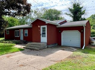 704 Eastern Ave, South Beloit, IL 61080