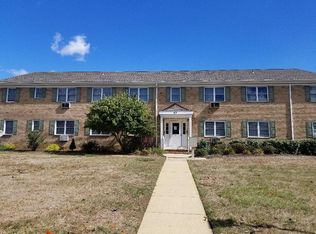43 E Manchester Ct, Freehold, NJ 07728