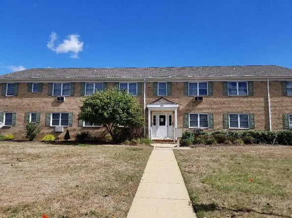 43 E Manchester Ct, Freehold, NJ 07728