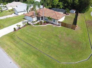 2443 SE Charleston Dr, Pt Saint Lucie, FL 34953