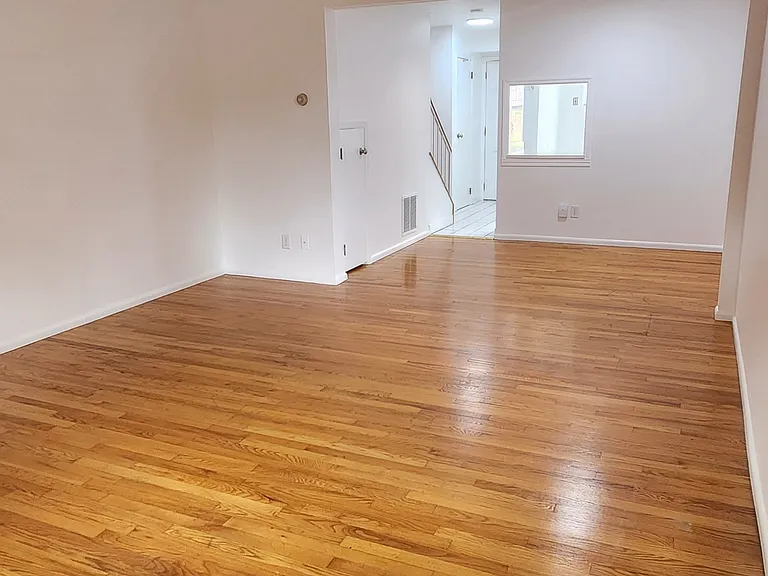 350 Fairmont Ave — Photo 88
