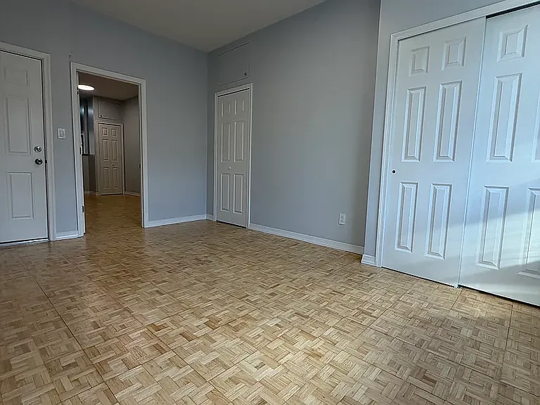 616 Manhattan Ave #3R — Photo 5