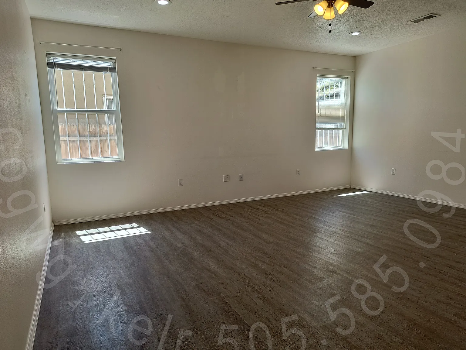 2 bed, 1.5 bath, 1300 sqft, $1,595 — Photo 4