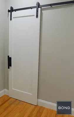 Rented by Bond New York | media 12