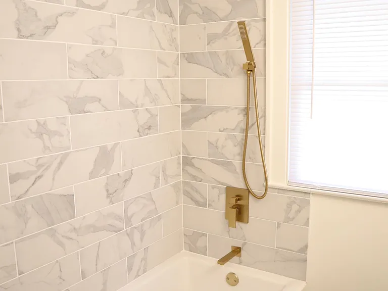 535 Lilly Ave — Photo 10