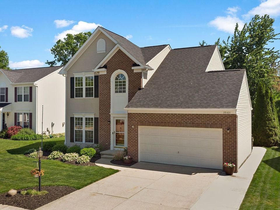 1st image of 39165 Woodland Trl