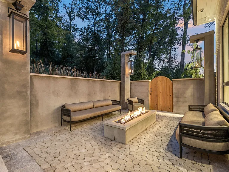 1323 Harding Pl — Photo 83
