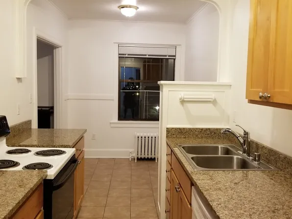 Ballard Court Apartments, 5508 22nd Ave NW APT 11, Seattle, WA 98107