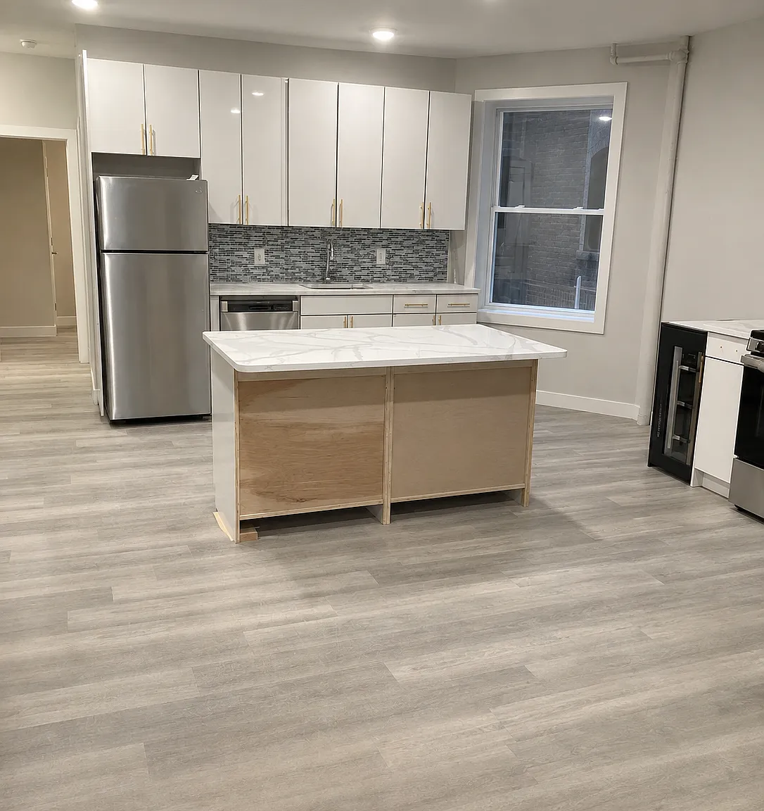 2 bed, $2,450 — Photo 1