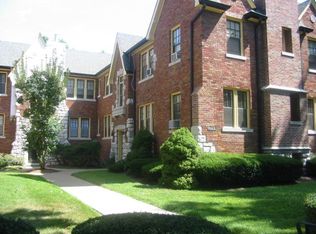 7553 York Dr APT 2N, Saint Louis, MO 63105