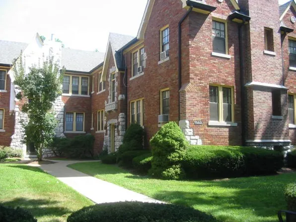 7553 York Dr APT 2N, Saint Louis, MO 63105