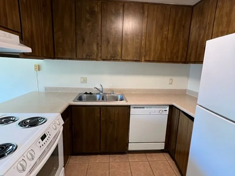 279 College View Dr — Photo 8