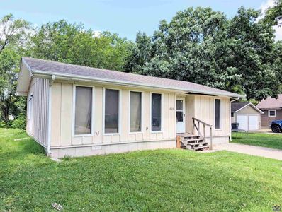 805 Peyton St, Emporia, KS, 66801