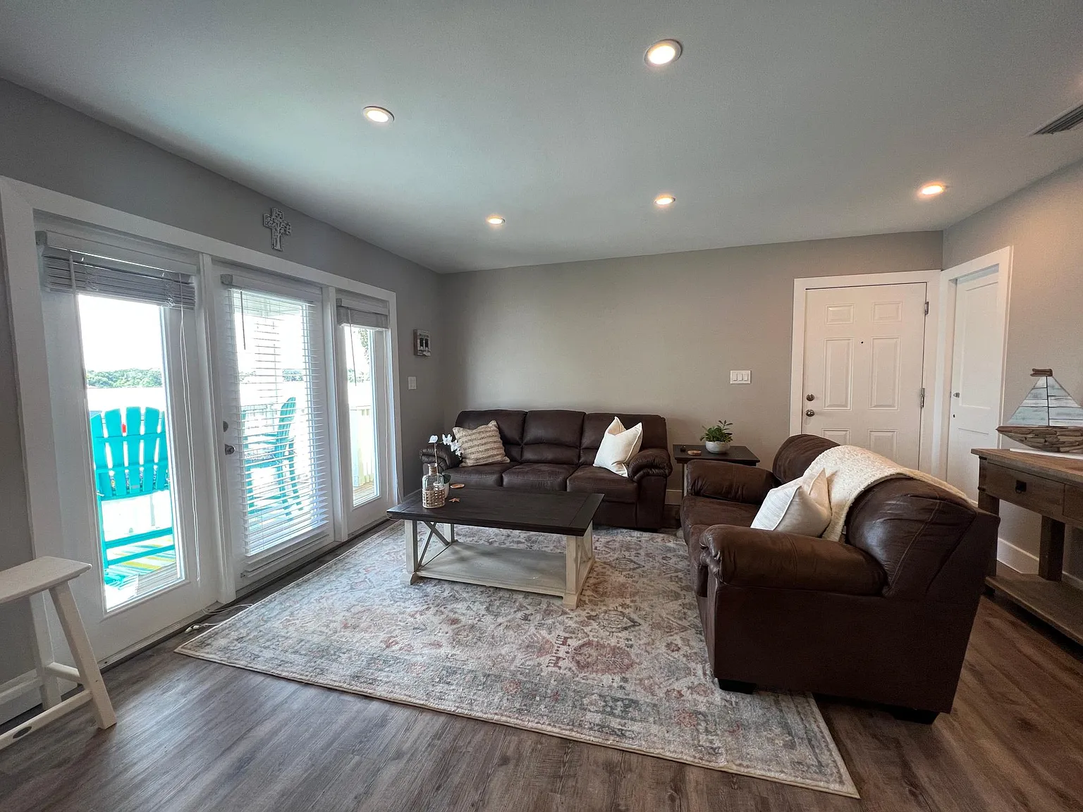 117 Pompano Dr SE — Photo 4