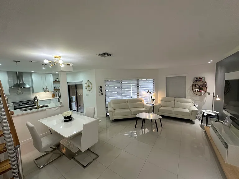 8811 W Sunrise Blvd — Photo 3