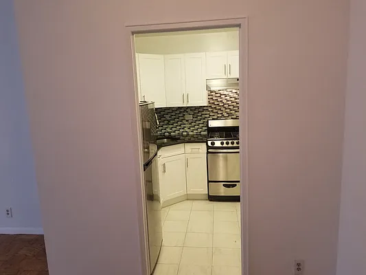 Rented by Punia & Marx Inc. | media 10