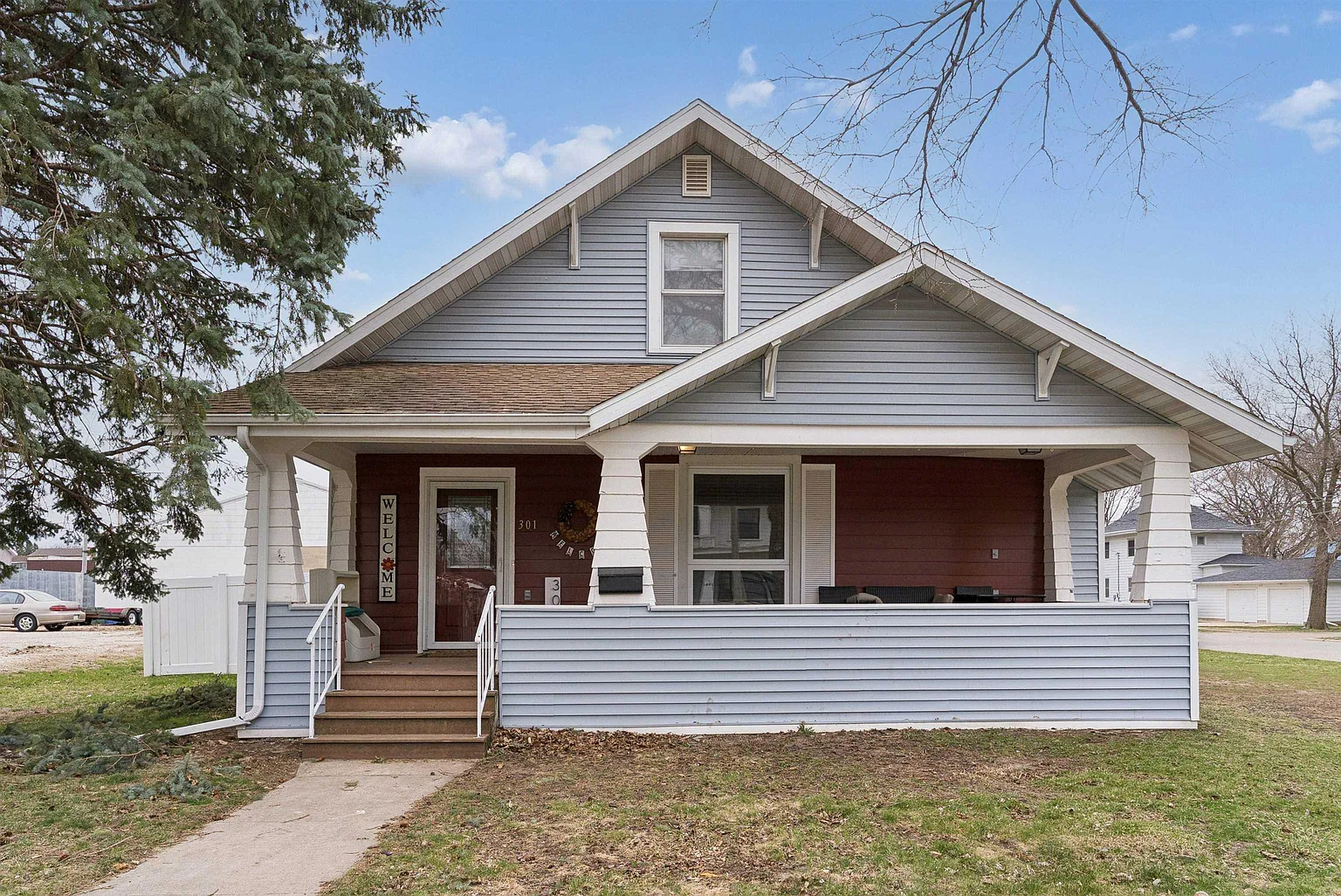301 Walnut St photo 1