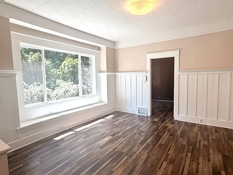 2902 N Mason Ave — Photo 6
