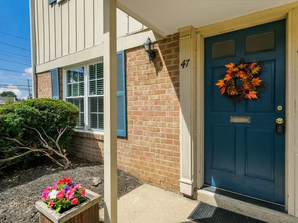 47 Kearney Dr, North Wales, PA 19454