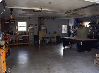 103 W Cherry St, Le Roy, IL 61752