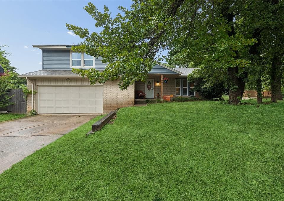 1st image of 3601 NE 142nd Ct