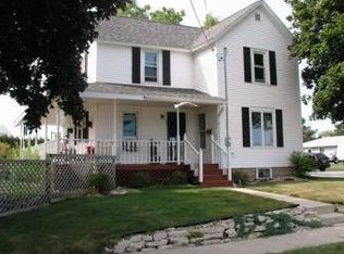 621 Williams St, Randolph, WI 53956