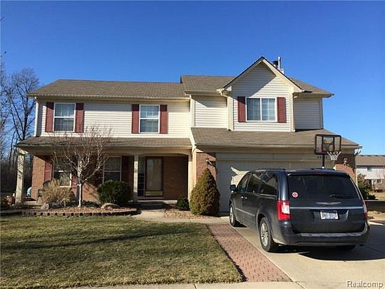 1st image of 25152 Mahogany Dr