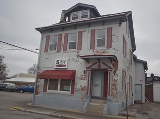 10 N Church St, Belleville, IL 62220