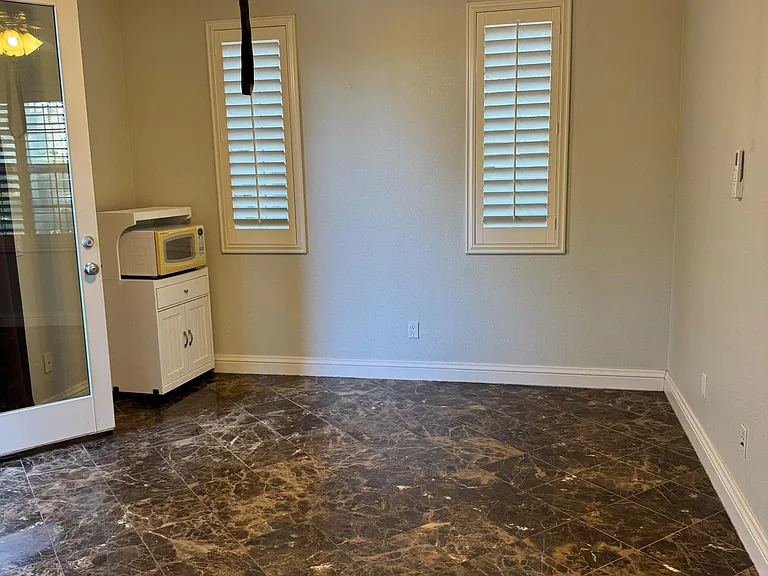 2876 Sunrise Crest Ct — Photo 2